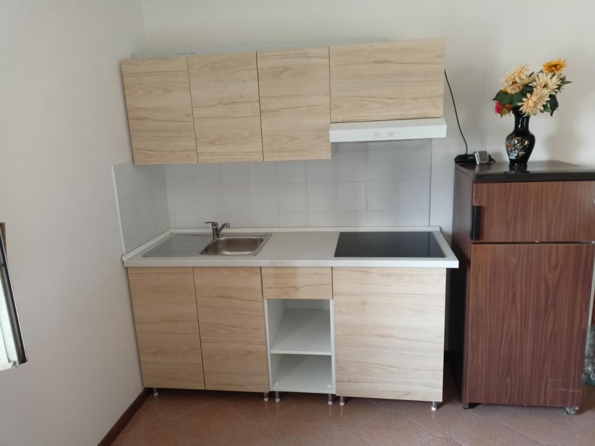 Da Angela - Camere Con Bagno Privato A Foligno Vicino Al Centro 외부 사진